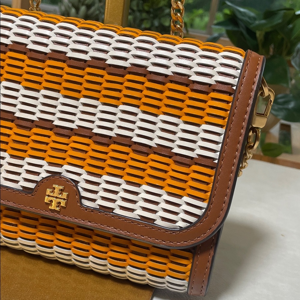 Tory Burch Emerson Woven Chain Crossbody Bag in Orange and White π§‘ - Picture 16 of 17